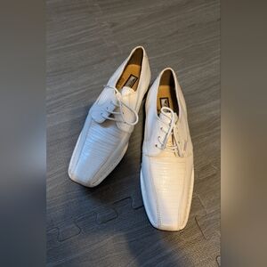 Stylish White Boys Party Shoes. NWOT